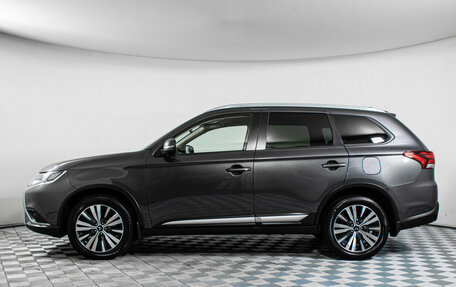Mitsubishi Outlander III рестайлинг 3, 2021 год, 2 717 000 рублей, 8 фотография