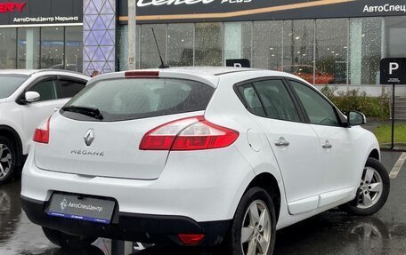 Renault Megane III, 2011 год, 678 000 рублей, 2 фотография
