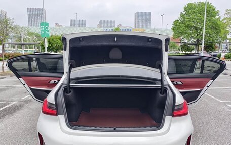 BMW 3 серия, 2024 год, 2 749 000 рублей, 8 фотография
