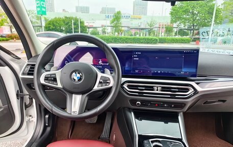 BMW 3 серия, 2024 год, 2 749 000 рублей, 21 фотография