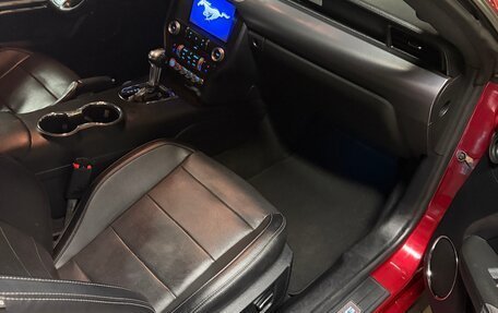 Ford Mustang VI рестайлинг, 2016 год, 2 500 000 рублей, 12 фотография