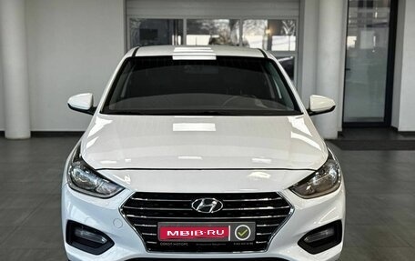 Hyundai Solaris II рестайлинг, 2017 год, 1 079 900 рублей, 2 фотография