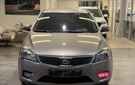 KIA cee'd I рестайлинг, 2010 год, 759 000 рублей, 2 фотография