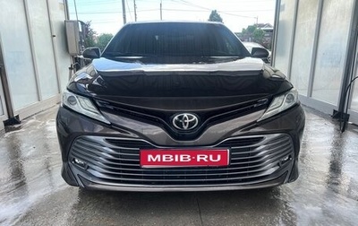 Toyota Camry, 2018 год, 2 400 000 рублей, 1 фотография