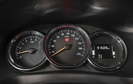 Renault Logan II, 2021 год, 980 000 рублей, 18 фотография