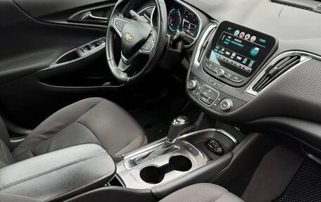 Chevrolet Malibu IX, 2017 год, 1 280 000 рублей, 11 фотография