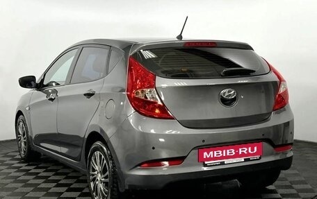 Hyundai Solaris II рестайлинг, 2015 год, 1 020 000 рублей, 8 фотография