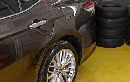 Toyota Camry, 2018 год, 2 400 000 рублей, 11 фотография