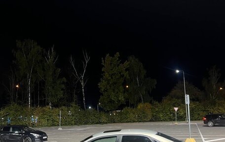 Volvo S80 II рестайлинг 2, 2000 год, 450 000 рублей, 4 фотография