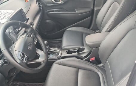 Hyundai Kona I, 2020 год, 1 880 000 рублей, 5 фотография