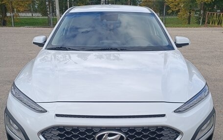 Hyundai Kona I, 2020 год, 1 880 000 рублей, 1 фотография