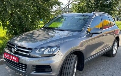 Volkswagen Touareg III, 2011 год, 2 299 000 рублей, 1 фотография