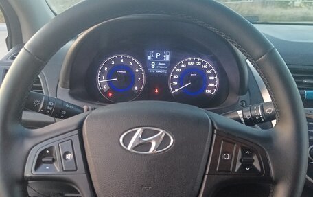 Hyundai Solaris II рестайлинг, 2014 год, 835 000 рублей, 14 фотография