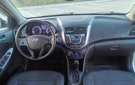 Hyundai Solaris II рестайлинг, 2014 год, 835 000 рублей, 11 фотография