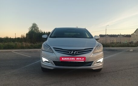 Hyundai Solaris II рестайлинг, 2014 год, 835 000 рублей, 3 фотография