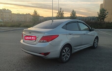 Hyundai Solaris II рестайлинг, 2014 год, 835 000 рублей, 8 фотография