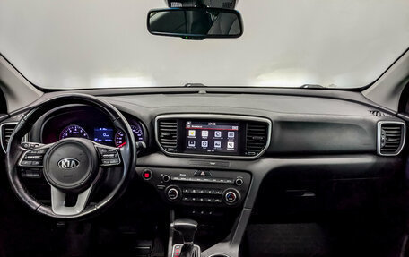 KIA Sportage IV рестайлинг, 2020 год, 2 075 000 рублей, 15 фотография