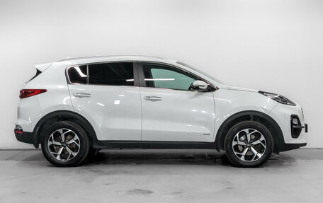 KIA Sportage IV рестайлинг, 2020 год, 2 075 000 рублей, 4 фотография