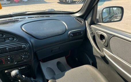 Chevrolet Niva I рестайлинг, 2015 год, 719 000 рублей, 16 фотография
