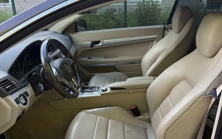 Mercedes-Benz E-Класс, 2012 год, 1 350 000 рублей, 10 фотография
