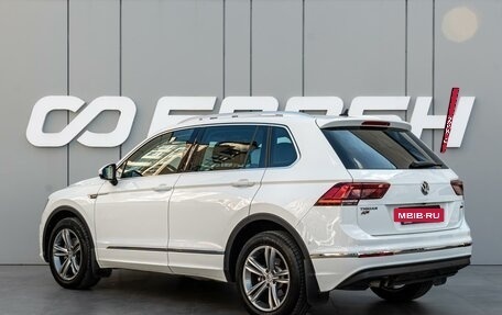 Volkswagen Tiguan II, 2017 год, 2 330 000 рублей, 2 фотография