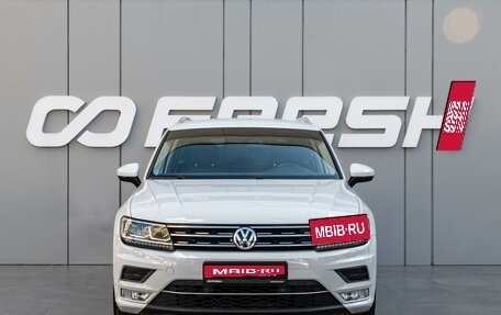 Volkswagen Tiguan II, 2017 год, 2 330 000 рублей, 3 фотография