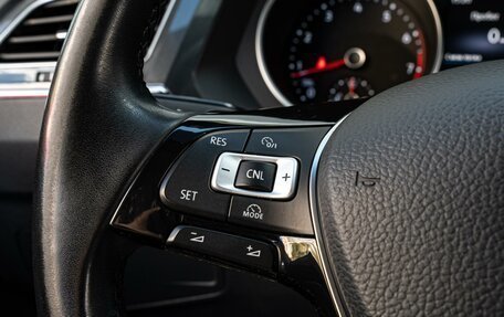 Volkswagen Tiguan II, 2017 год, 2 330 000 рублей, 15 фотография