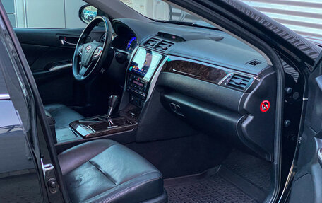 Toyota Camry, 2015 год, 2 090 000 рублей, 10 фотография