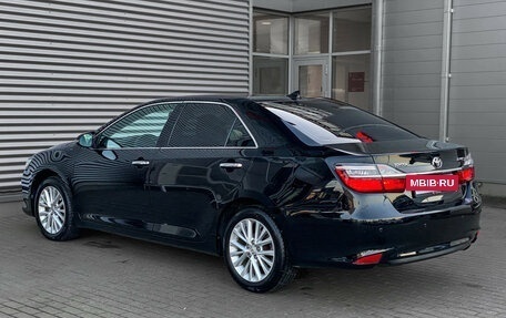 Toyota Camry, 2015 год, 2 090 000 рублей, 7 фотография