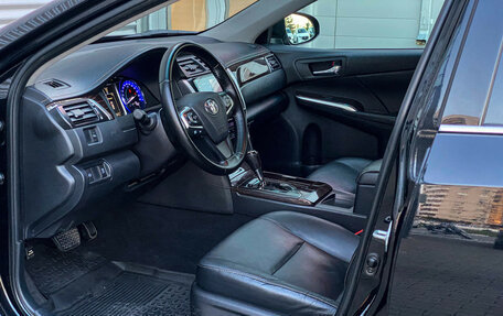 Toyota Camry, 2015 год, 2 090 000 рублей, 16 фотография