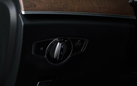 Mercedes-Benz E-Класс, 2018 год, 3 197 070 рублей, 20 фотография