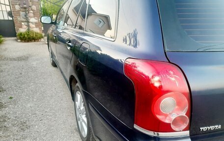 Toyota Avensis III рестайлинг, 2007 год, 750 000 рублей, 6 фотография