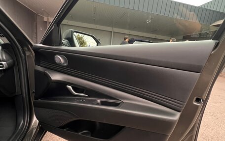 Hyundai Elantra, 2023 год, 2 255 000 рублей, 10 фотография