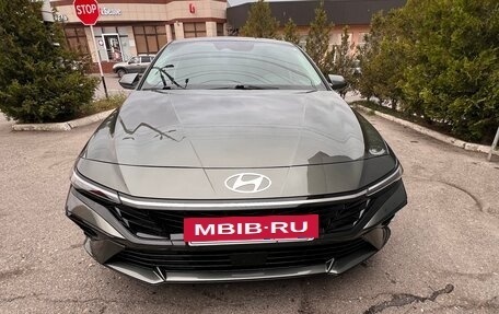 Hyundai Elantra, 2023 год, 2 255 000 рублей, 2 фотография