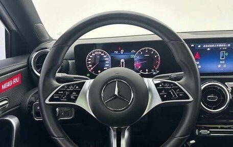 Mercedes-Benz A-Класс, 2023 год, 2 430 000 рублей, 11 фотография