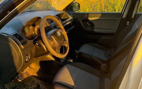 Skoda Fabia II, 2012 год, 395 000 рублей, 9 фотография