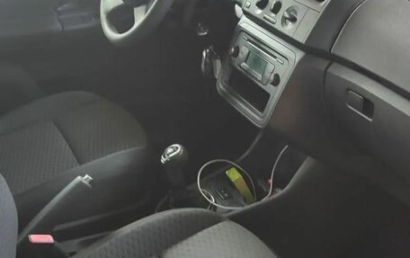 Skoda Fabia II, 2011 год, 360 000 рублей, 5 фотография