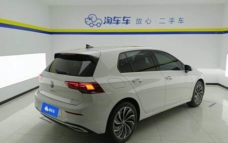 Volkswagen Golf VIII, 2024 год, 1 850 000 рублей, 3 фотография