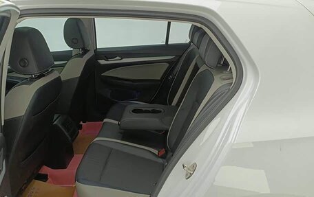 Volkswagen Golf VIII, 2024 год, 1 850 000 рублей, 11 фотография