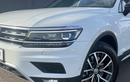 Volkswagen Tiguan II, 2019 год, 2 790 000 рублей, 9 фотография