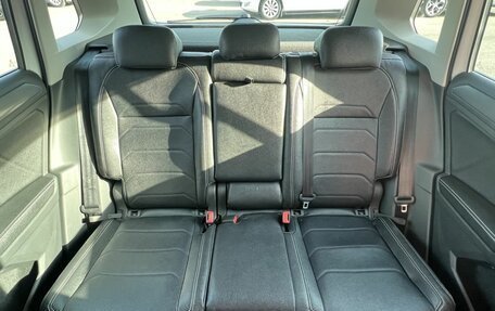 Volkswagen Tiguan II, 2019 год, 2 790 000 рублей, 25 фотография