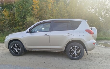 Toyota RAV4, 2006 год, 1 000 000 рублей, 3 фотография