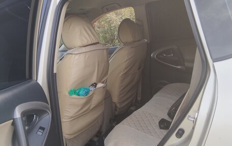 Toyota RAV4, 2006 год, 1 000 000 рублей, 13 фотография