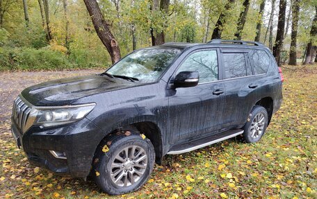 Toyota Land Cruiser Prado 150 рестайлинг 2, 2018 год, 4 800 000 рублей, 2 фотография