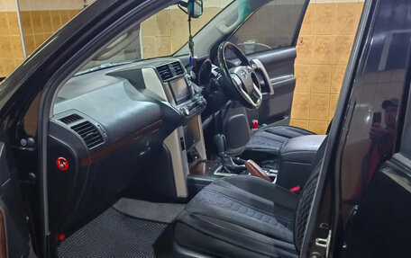 Toyota Land Cruiser Prado 150 рестайлинг 2, 2012 год, 2 930 000 рублей, 8 фотография