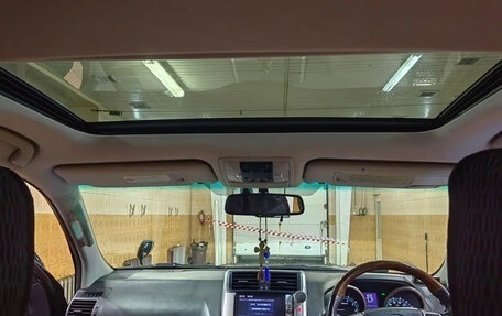 Toyota Land Cruiser Prado 150 рестайлинг 2, 2012 год, 2 930 000 рублей, 13 фотография