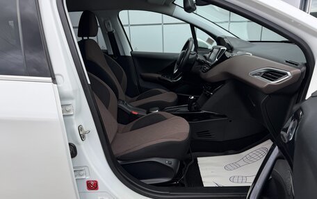 Peugeot 2008 II, 2014 год, 797 000 рублей, 13 фотография