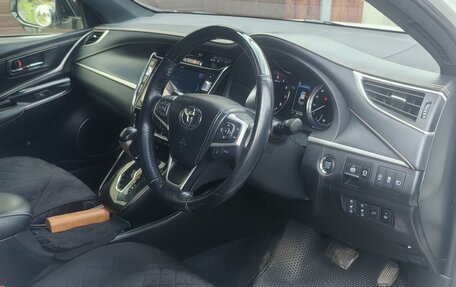 Toyota Harrier, 2018 год, 3 000 000 рублей, 13 фотография