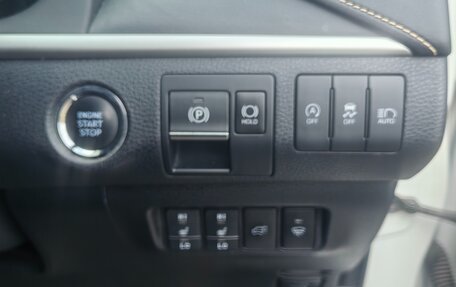Toyota Harrier, 2018 год, 3 000 000 рублей, 10 фотография