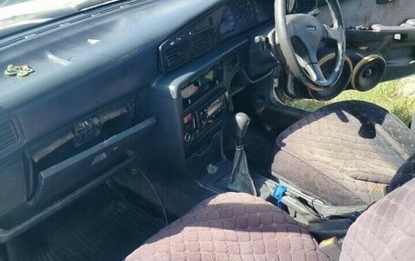 Toyota Corona VIII (T170), 1988 год, 60 000 рублей, 4 фотография